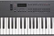 Synthétiseur Roland D-5