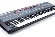 Synthétiseur Roland Juno-106