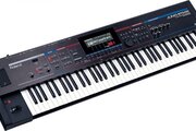 Synthétiseur Roland Juno-Stage