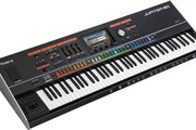 Synthétiseur Roland Jupiter 80