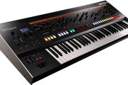 Synthétiseur Roland Jupiter-X