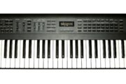 Synthétiseur Roland JV-50