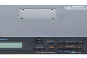 Expandeur Roland JV-880