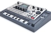 Roland MC-307