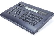 Boîte à rythmes Roland R-8 mkII
