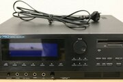 Sampleur Roland S-750