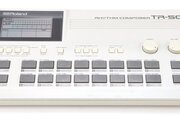 Boîte à rythmes Roland TR-505