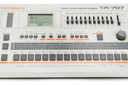Boîte à rythmes Roland TR-707
