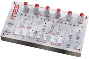 Synthétiseur Twisted Electrons hapiNES L