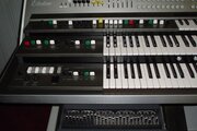 Synthétiseur Yamaha GX1