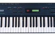 Synthétiseur Yamaha SY22